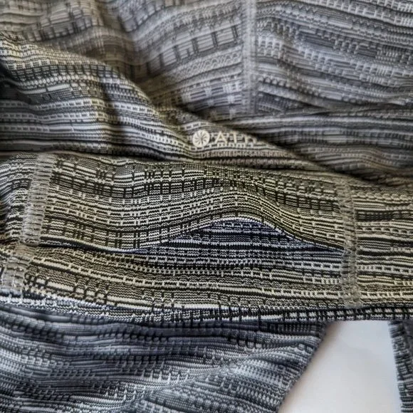 Athleta 7/8 Leggings Striped With Pockets Black and Gray Size M - Picture 9 of 10